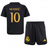 Dětský Fotbalový dres Real Madrid Luka Modric #10 2023-24 Třetí Krátký Rukáv (+ trenýrky)